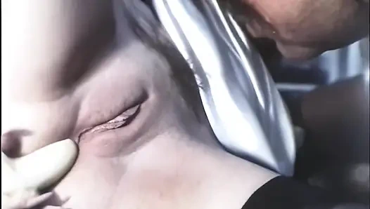 Schmutziger italienischer retro-pornostar-schlampe bekommt ihre fülle