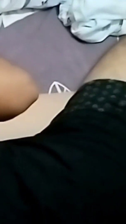 My wife wants to try vibrator on her creamy pussy . It's feel good real homemade couple trying new | Clip 1