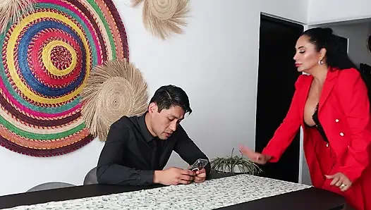 Der Chef Aldo und der Helfer Gali Diva