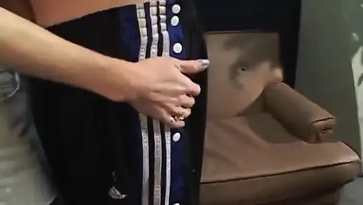 Hairy whore made to squirt