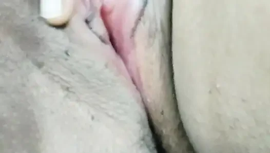 Riya bhabhi ke choot ki khujli