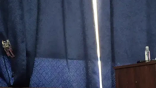 Büyük zenci yarağı boşalması gereken spor salonundan sonra kalın ve azgın