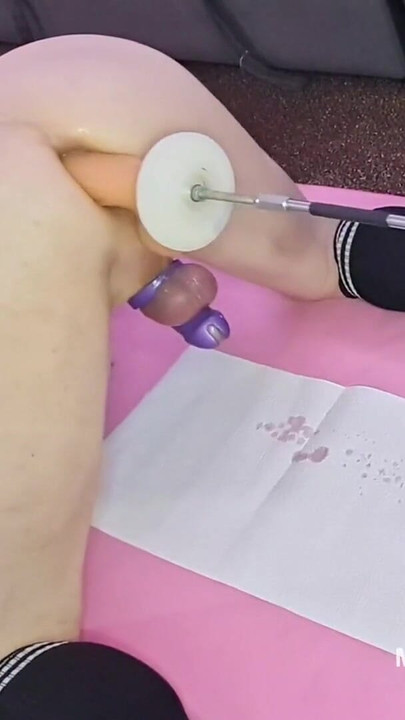 Epic moment from "Mature DILF Mike Essex hands free chastity cage cum and pee squirt on the fucking machine"