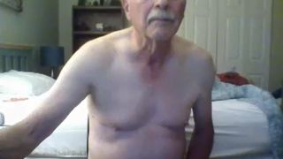 73 yaşındaki adam üzgün - 36