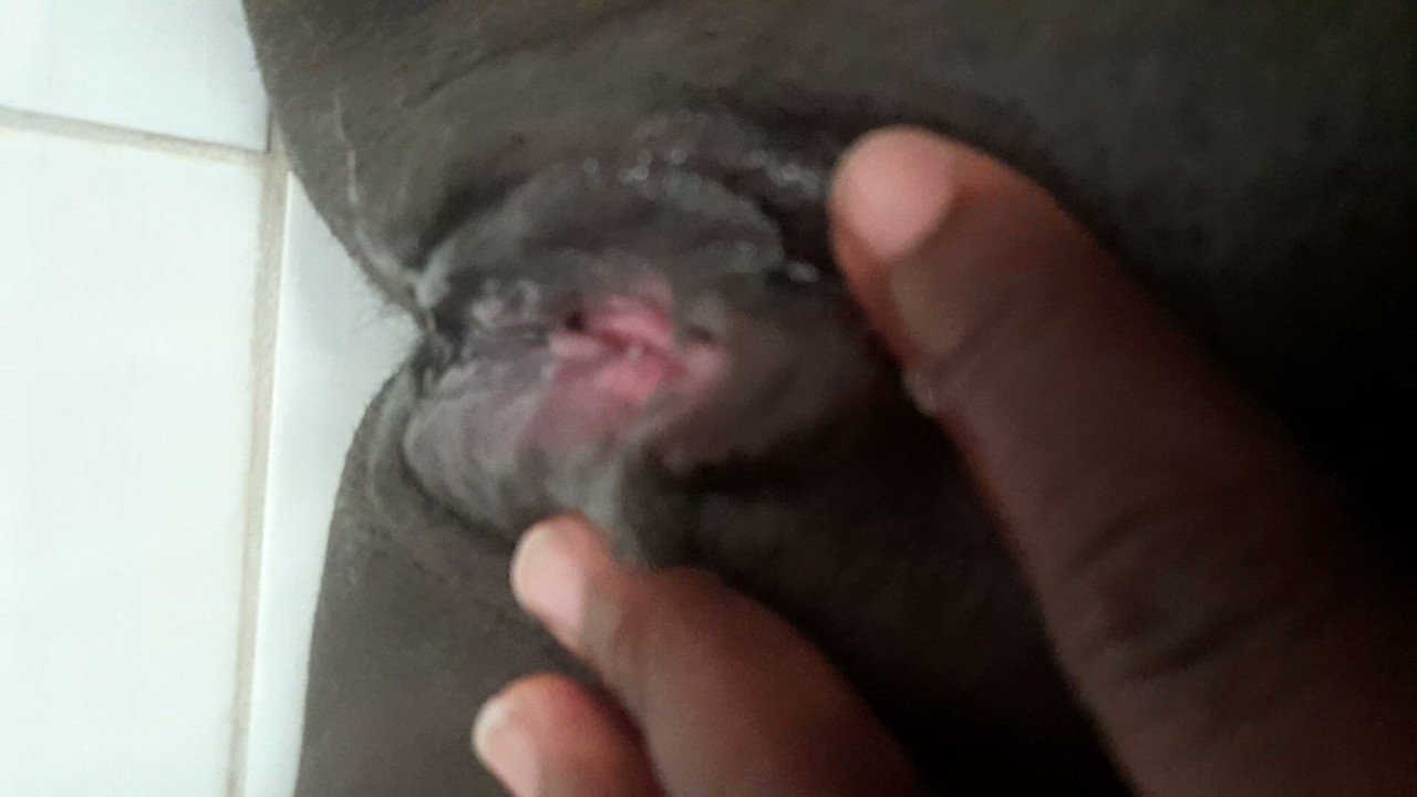 Geile kut die druipt van het sperma op ovulatiedag