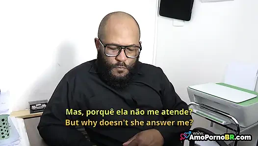 Istriku nggak jawab gara-gara dia pelanggan penting