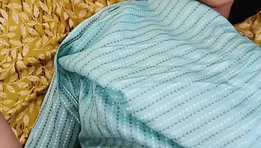Adik tiri india dientot gaya doggy habis-habisan - audio bahasa india