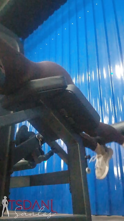Video yang sangat bagus di gim semasa saya berlatih.