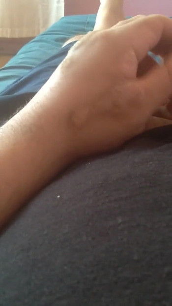 Монструозний гей-член відчайдушно хоче проникнути в дупу | Кліп 1