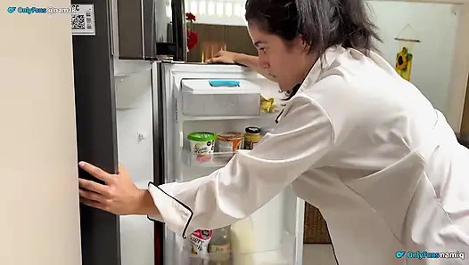The Nanny Gets Stuck in the Refrigerator and Her Boss Helps Her