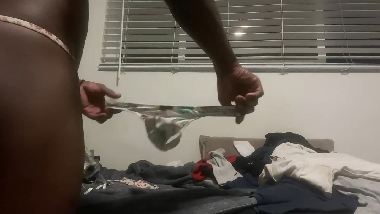 Eu amo dias de roupa suja, ter calcinha limpa