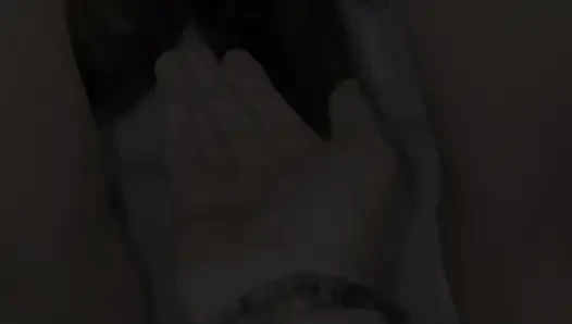 Дрочка с большим золотым дождем на моем члене