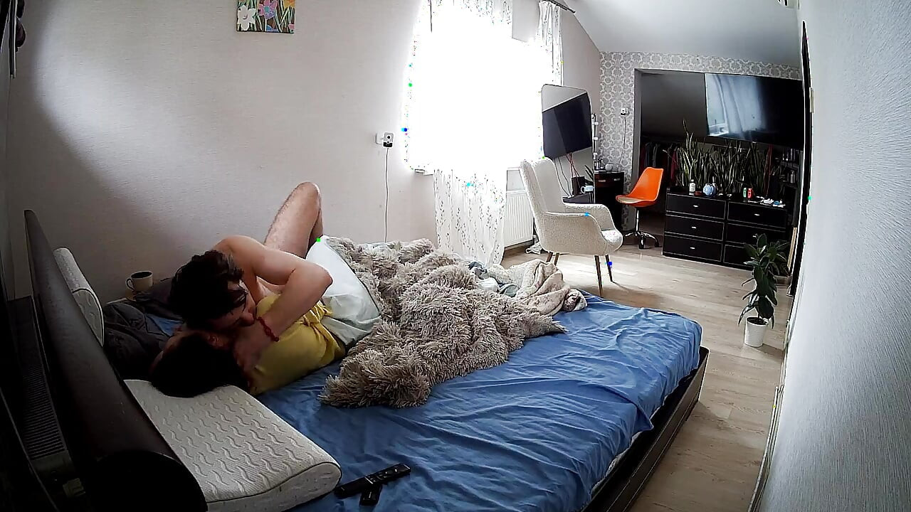 Η Kamila και ο Danildo Πρωινή αγκαλιά και παθιασμένο σεξ - Υπνοδωμάτιο 5 Πραγματικό ερασιτεχνικό
