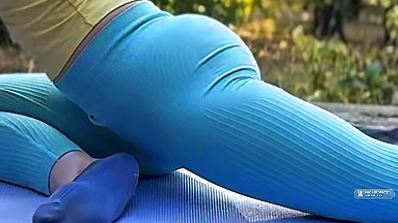 My First Outdoor Yoga Lowering My Cortisol Levels
