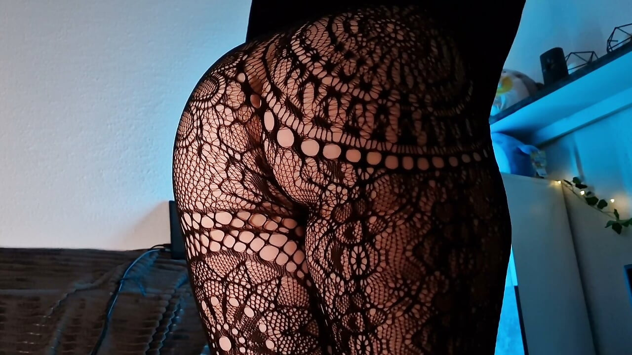 Thicc Ass in Tights - Monari
