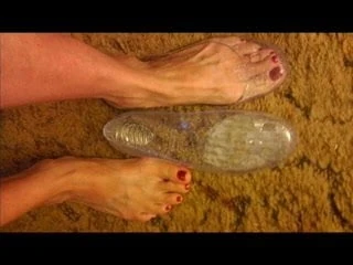 sexy mature foot shoe fetish