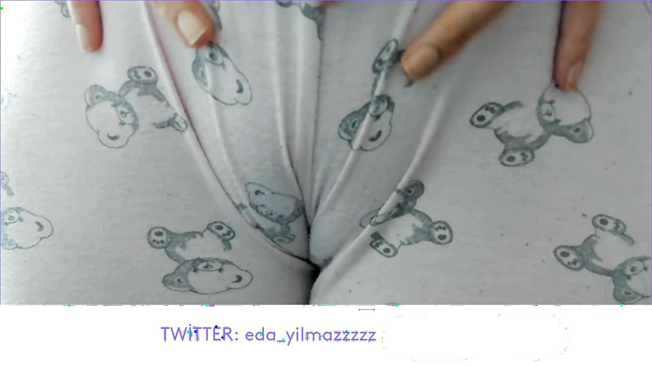 CAMELTOE- PUFFED PUSSY- SWOLLEN PUSSY- PAJAMAS