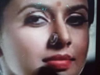 Piosenkarka Mallu Sithara seksowna twarz cummed