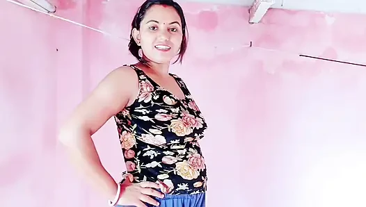 Hintli Asyalı öğretmen müdür öğrenci softcore sert sevişme video threesom