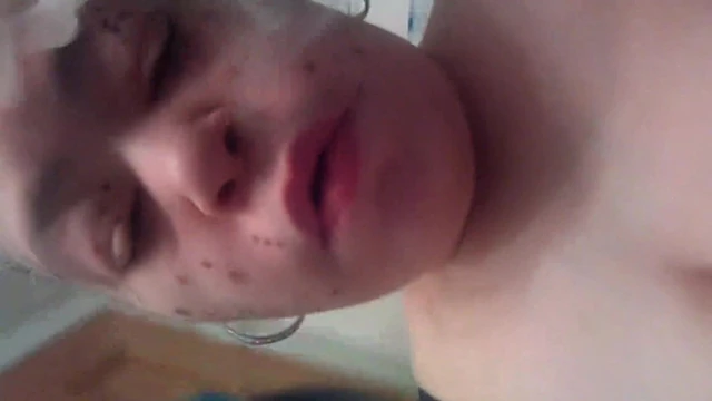 Bbw show boobs periscope