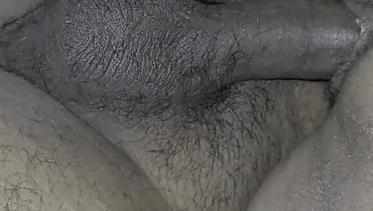 Aku menyetubuhi istriku di malam hari