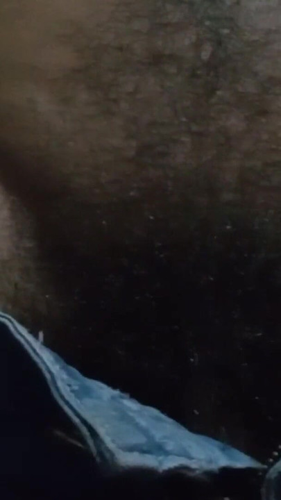 「Flashing My Body & My Hairy Dick」の驚愕の瞬間。