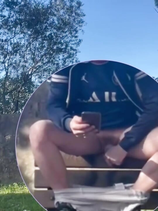 Amateur Boy Lost a Bet and Had to Expose and Touch His Cock in a Park
