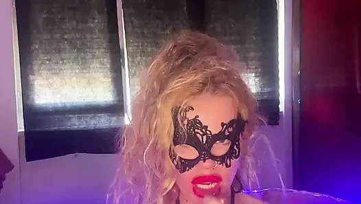 Sahibeniz burada