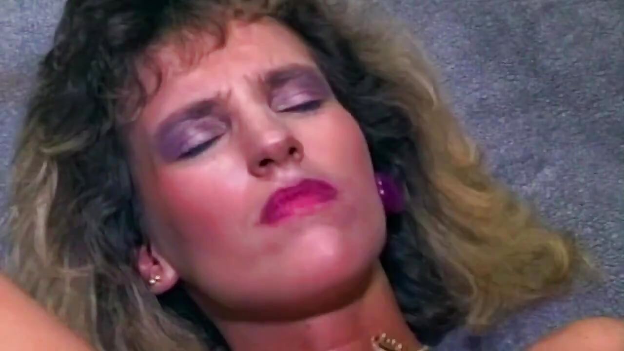 Blonde Sucks Cock Gets Pussy Licked and Facial