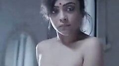 Model India nehal vadolia menunjukkan payudara dan bercinta