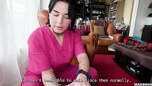 Pengasuh tunggal Prancis dengan pantat besar disetubuhi di rumah selama jam kerjanya !!