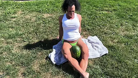 Muscle MILF Kandys Watermelon Crush Domination