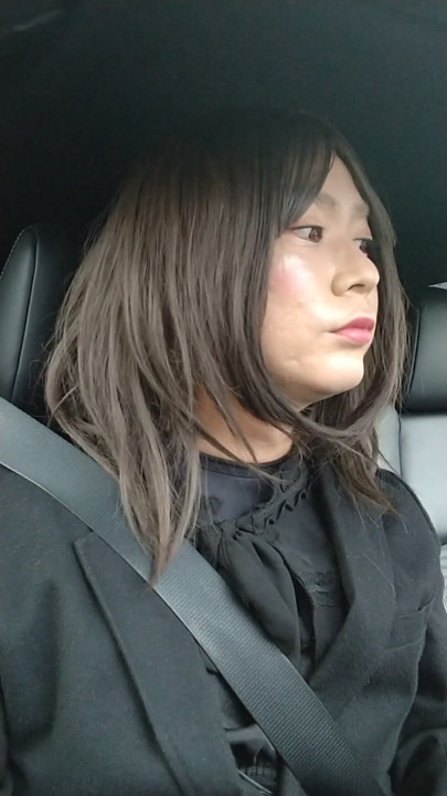 A cross-dressing boy wearing Gothic wore black full-body tights as an inner layer and drove with masturbation in the car. | Clip 2