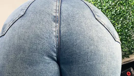 YAKALANMADAN ÖNCE BÜYÜK GÖTLÜ ÜVEY ANNE ILE HıZLı! - İSPANYOLCA PORNO