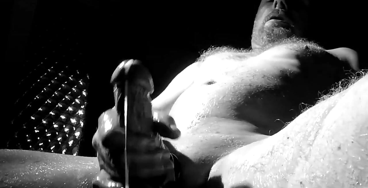 Close up on Me Cumming