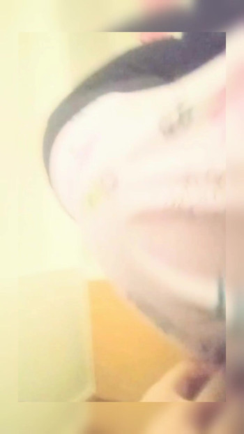 働く