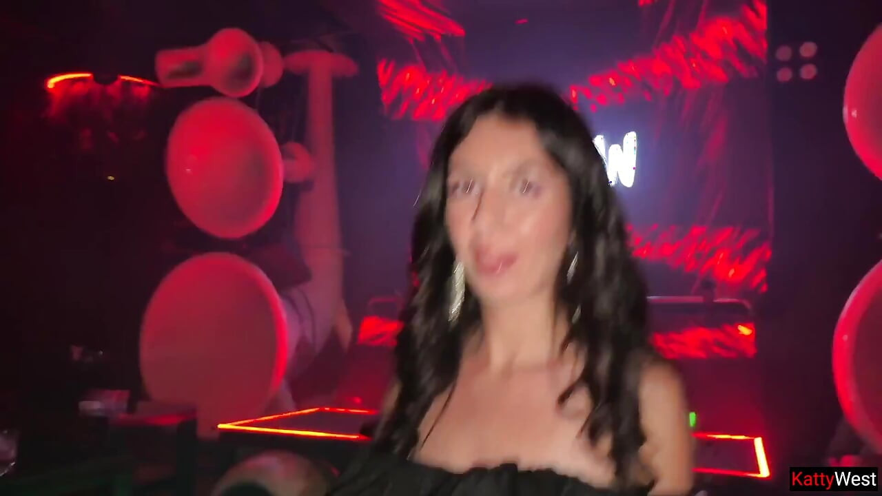 Risky Anal Sex in a Nightclub Toilet - Stranger Girl Gives It in the Ass