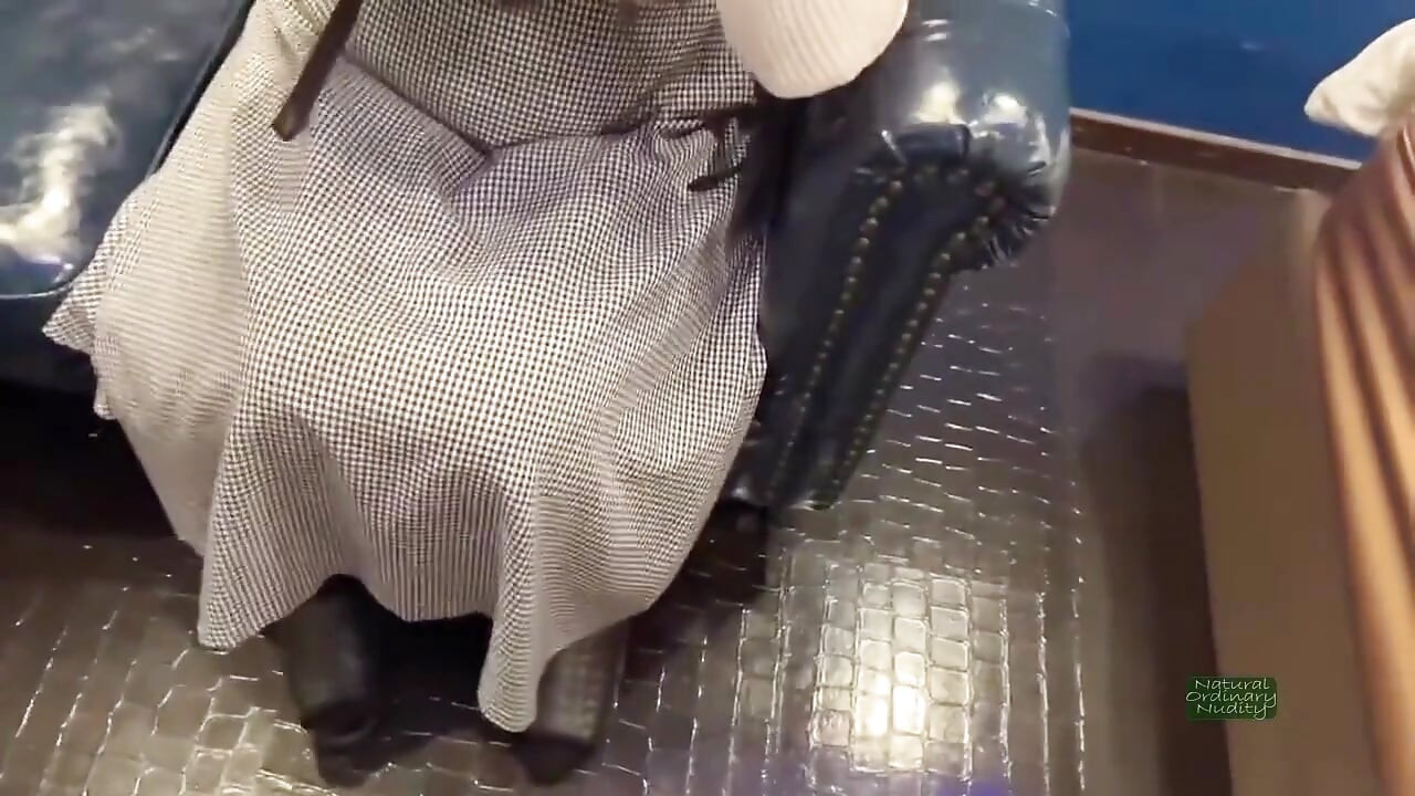 El éxito de Hametori, una belleza tetona con curvas abrumado por el deseo, el restablecimiento de la ducha conduce a una reunión suave y fundida