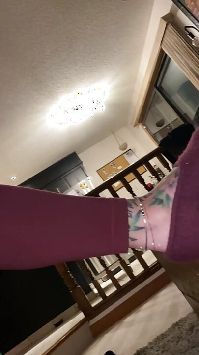 Amazing Step Mom Gwen Humours Your Weird Horny Foot Fetish: Hot Sweet Sweaty Slipper Play