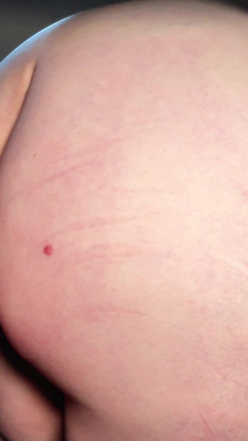 Powerful moment from "Asmr: Mom with a Big Round Ass Twerks on My Dick"