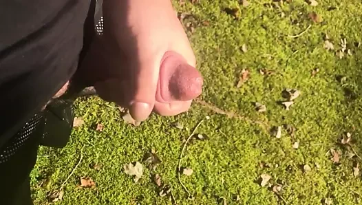 Slowmo açık havada boşalıyor