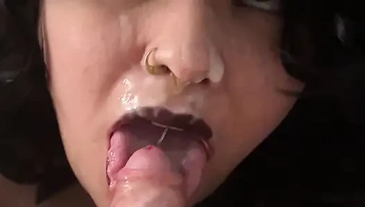 Минет настоящей пары в домашнем видео! Камшот на лицо Ahegao