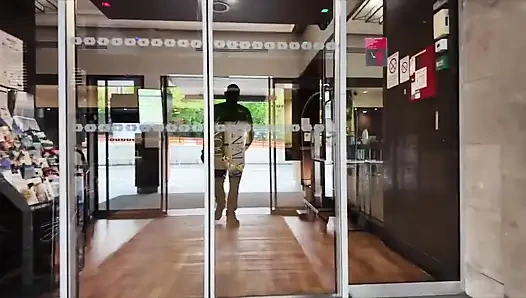 Sesi dengan penurut baru saya (bagian 4)