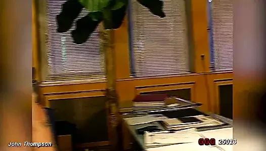 Asiatische Teen Schlampe Sabbert Und Rollt Augen Bei Solo-muschi-hämmernder Orgasmen!