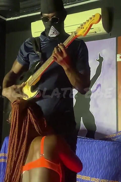 Watching This Bull Perform, Seeing the Bulge in His Pants Got Me Hot Sucked Him off Right on Stage!