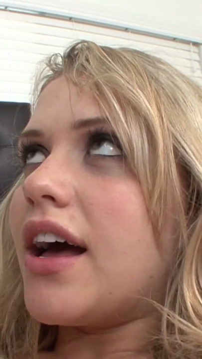 Mia Malkova is a very saucy blonde teen | Clip 3