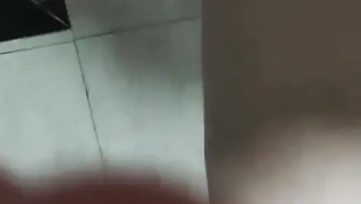 Heißer im badezimmer