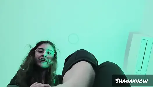UNEXPECTED FOOT FETISH INTERVIEW