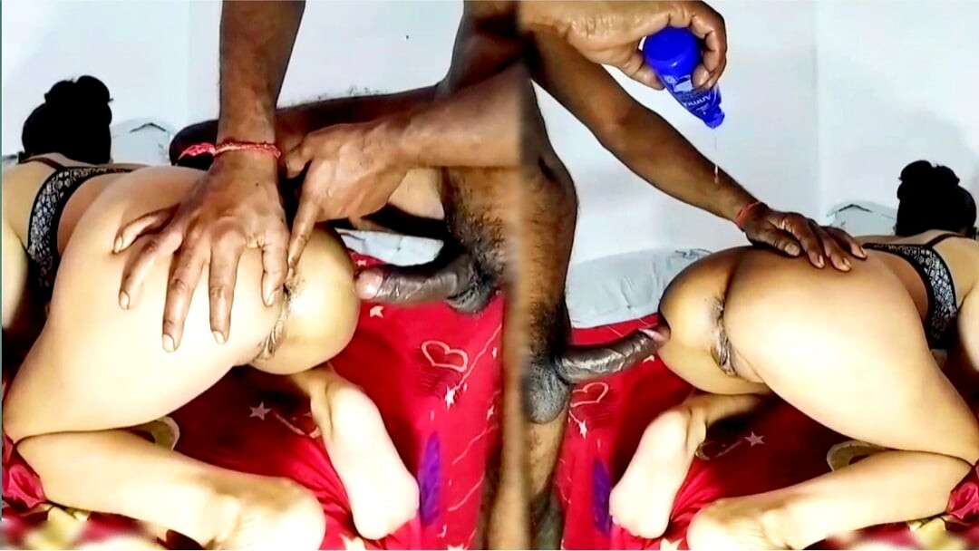 Desi Indian Bhabhi Crismistmas Celebrate And Enjoy With Boyfriend's Big Desi Cock, Boyfriend Gift Bhabhi Hard Sex Fuck.