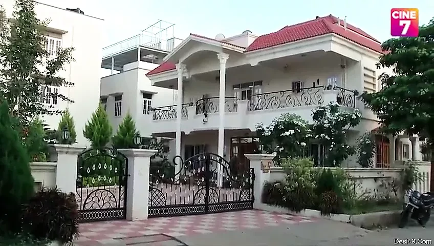 淫荡真正的家庭主妇与丈夫发生性关系